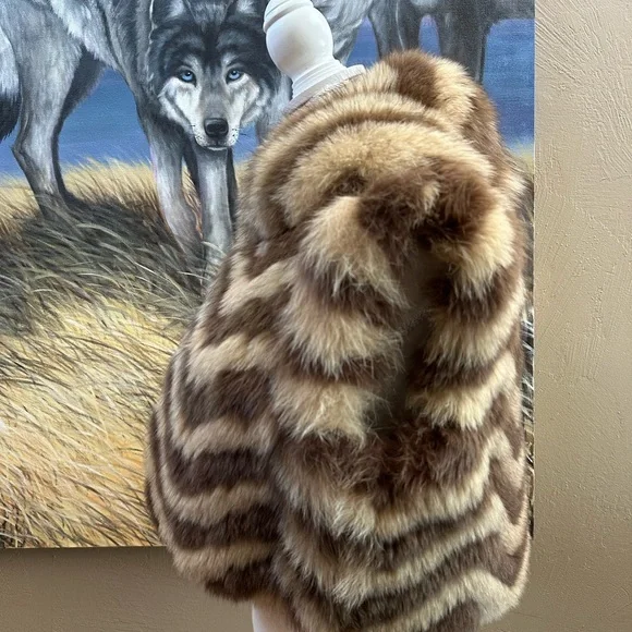 Gorgeous Cropped real fox fur vest Saga Ruffian sz 6 lined great condition SM - Picture 7 of 11